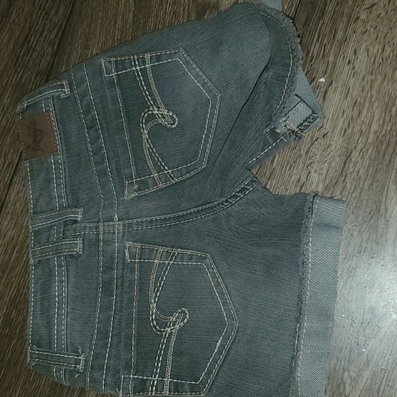 Dark Grey jean shorts - Picture 2 of 4